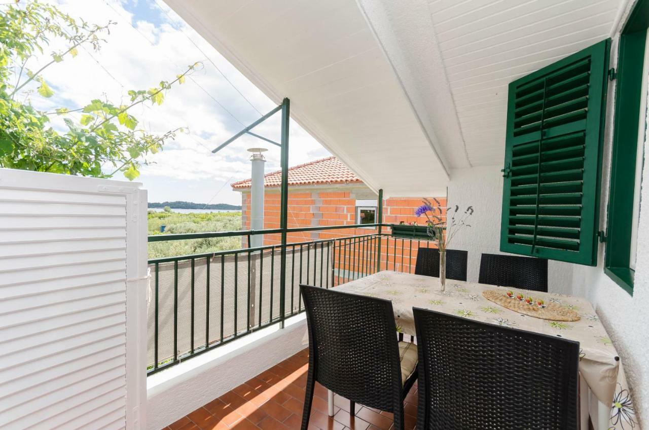 Apartments Sunset Beach Водице Экстерьер фото
